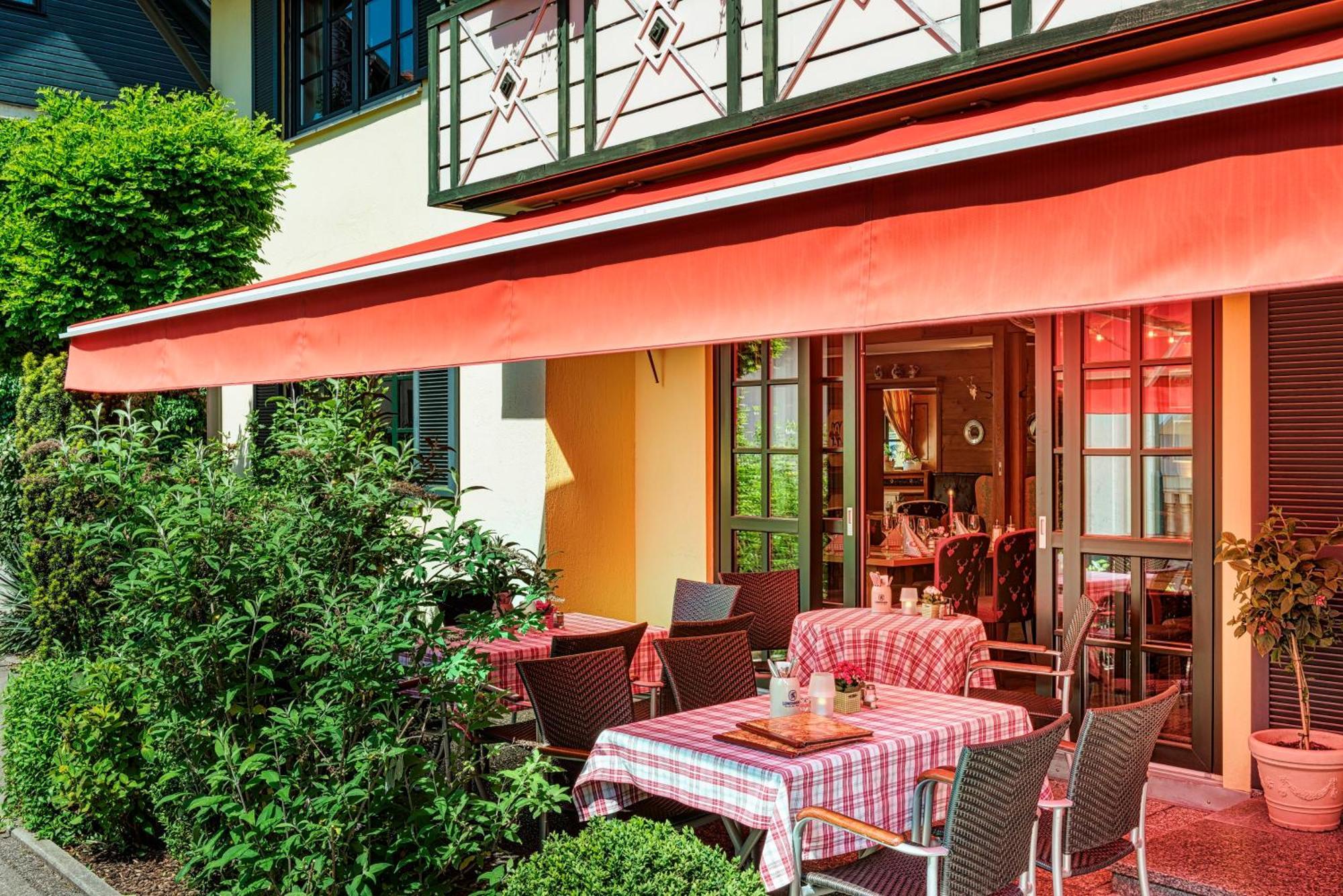 Hotel Schaefflerwirt Aschheim Exterior photo